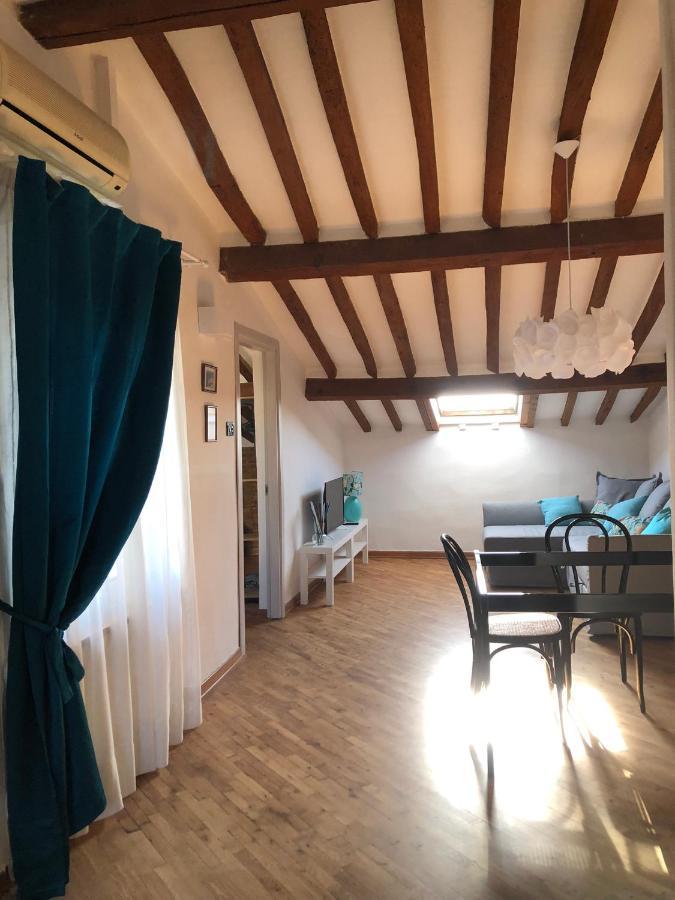 Ferienwohnung Casa Alfieri-Graziosa Mansarda In Centro A Livorno Exterior foto